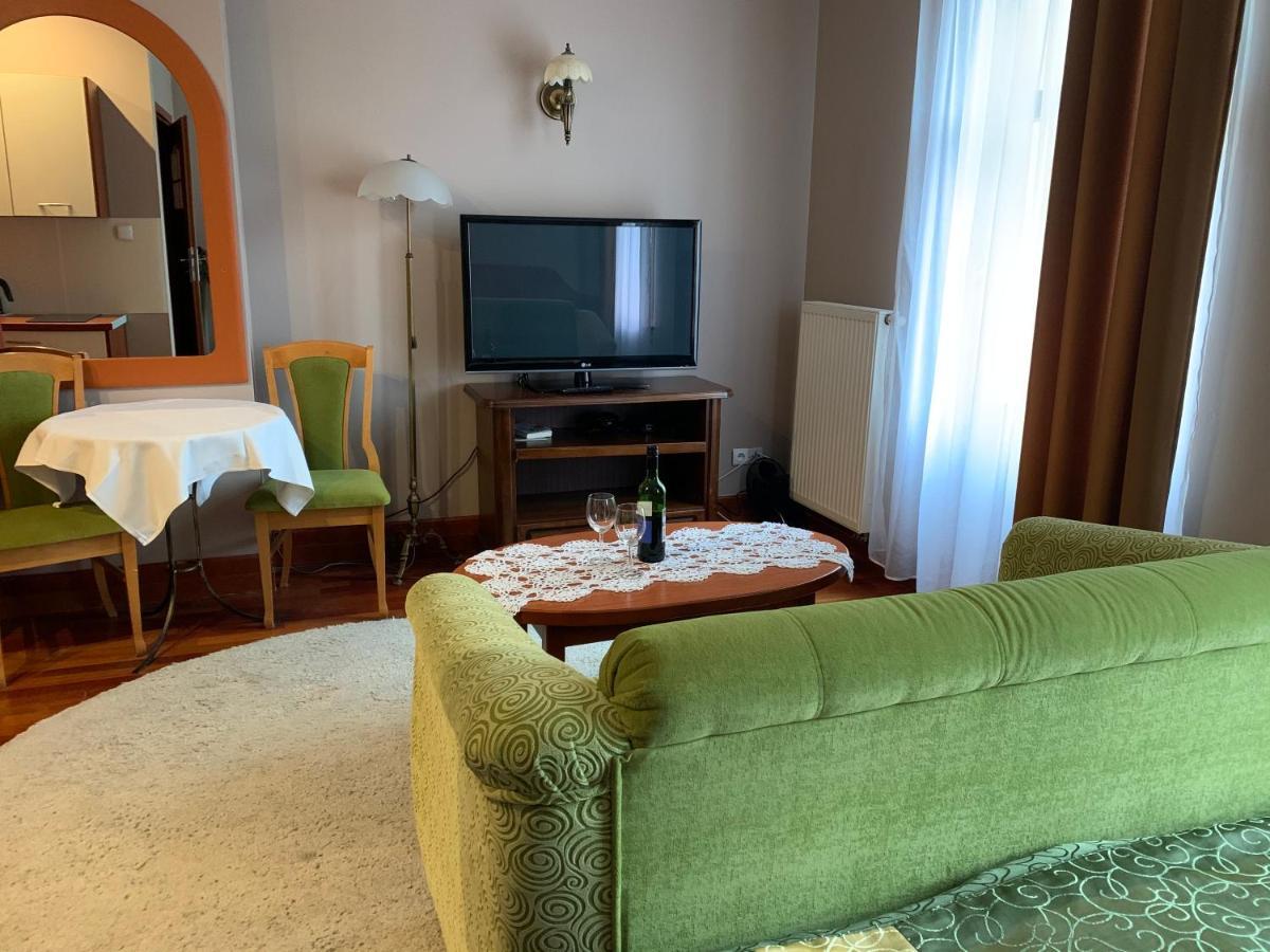 Apartamenty Classic Rewal Buitenkant foto